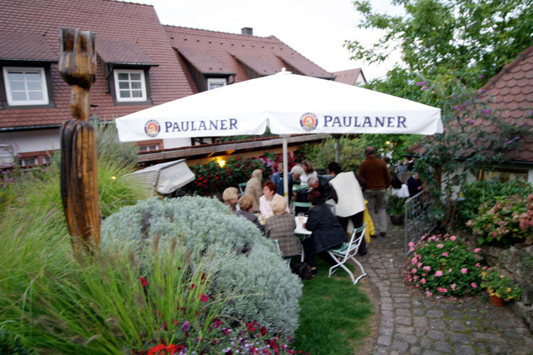 Weinfest in der Winzergasse in Gleiszellen Pfalz